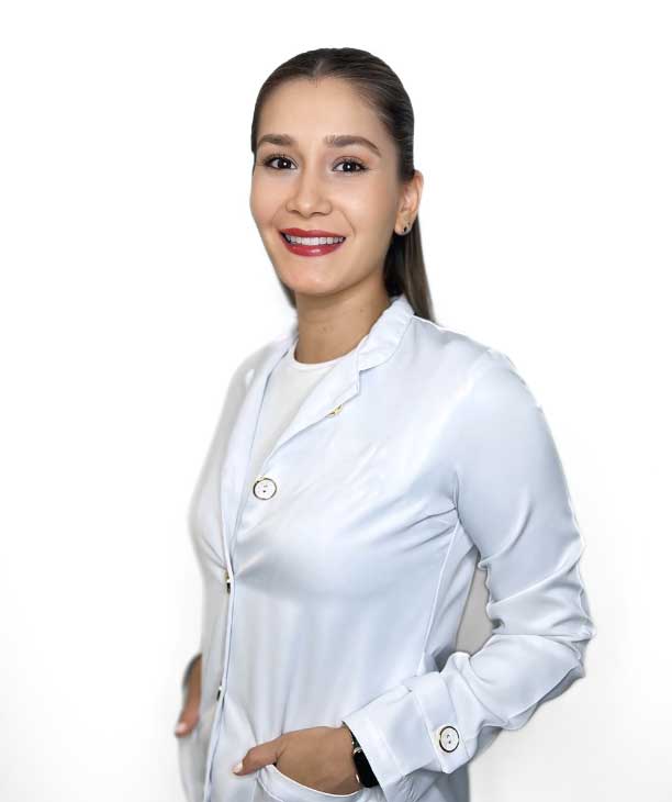 Dra. Mariana Flores Montero